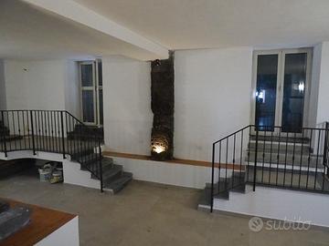 Villa in palmento con appartamentini autonomi