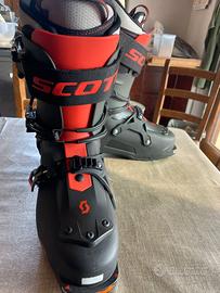 Scarponi sci alpinismo