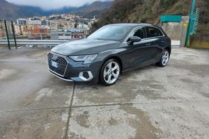 Audi A3 35 TFSI S tronic S-line edition