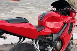 Honda cbr  f sport 600