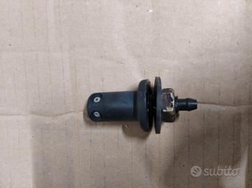 UGELLO SPRUZZINO PARABREZZA SUZUKI SAMURAI SANTANA