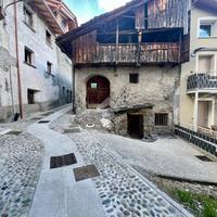 RUSTICO A INCUDINE