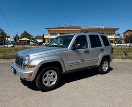 Jeep Cherokee 2.8 CRD Limited cambio automatico