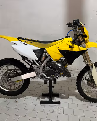 Suzuki rm 125 - TARGATO
