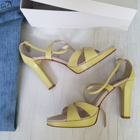 Sandali in pelle tacco alto n. 40.5