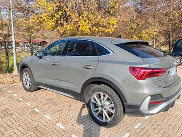 Audi Q3 sport back 