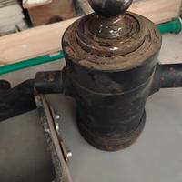 pistone per ribaltabile