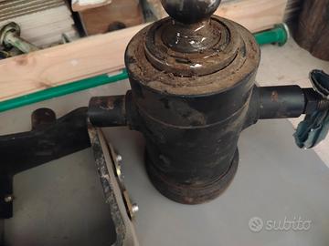 pistone per ribaltabile