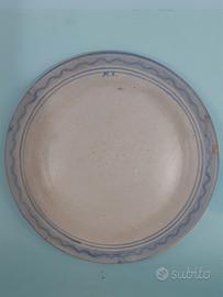Piatto realizzato a mano di Caltagirone