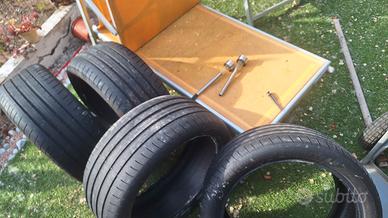 Pneumatici GOOD YEAR EAGLE F1 245/40/19 94W