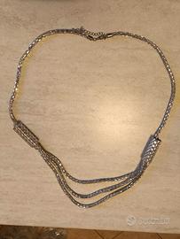 collana argentata con strass
