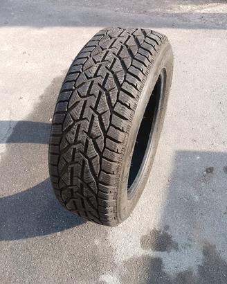 GOMME USATE INVERNALI  215/60 R17 96H M+S