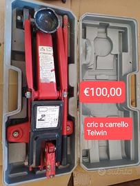 CRIC A BOTTIGLIA E A CARRELLO