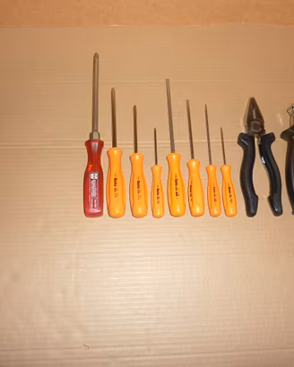 Cacciaviti BETA e WURTH + pinza ELEMATIC+tronchese