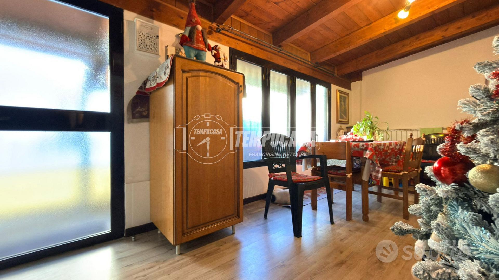 Splendido bi-trilocale con terrazzo nel cuore di A - Altro