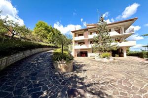 VILLA SINGOLA A CAMPOBASSO