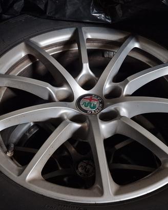 4 cerchi in lega 235/65 r 17 Alfa Stelvio