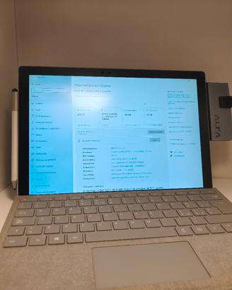 Surface Pro 2017 i5 8GB 128GB + accessori
