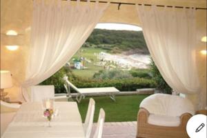 Bilocale con giardino Costa Smeralda cala del faro