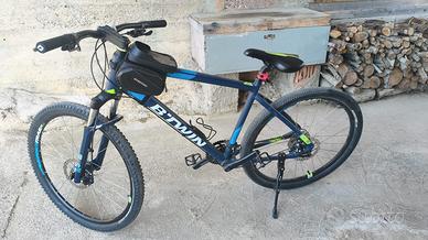 Bicicletta (non elettrica) rockrider Btwin 27,5