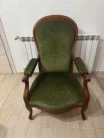 Poltrona in Legno e Tessuto Verde – Elegante e Com
