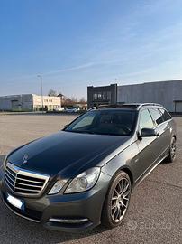 Mercedes E250 4 matic Avantgarde