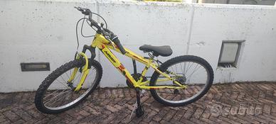 bicicletta maschietto 8-12 anni
