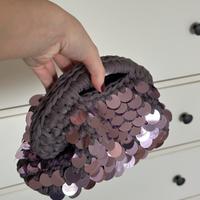 Clutch Bag grigia con Paillettes rosa