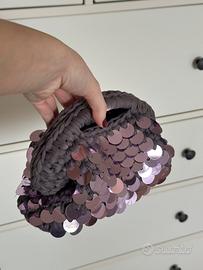 Clutch Bag grigia con Paillettes rosa