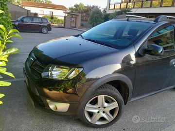 DACIA  SANDERO  O.9 CC.