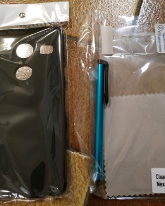 Cover Google Nexus 5S + protezione vetro + pennino