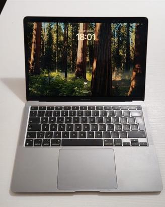 MacBook Air M1 13,3″ retina 2022 – A2337 ram 8gb