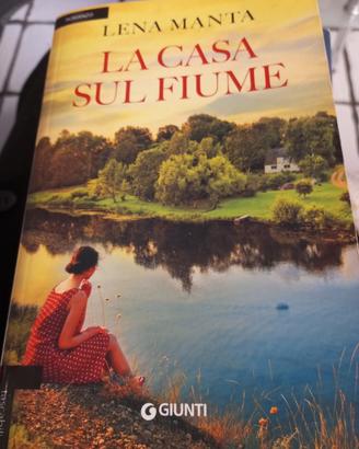 romanzo "La casa sul fiume"