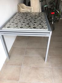 Tabolo cucina ,saloto allungabile