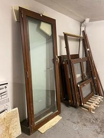 Finestre in alluminio pittura effetto legno