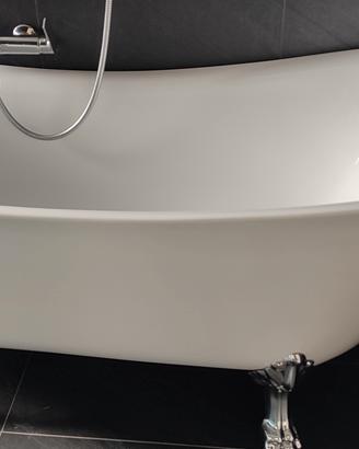 Vasca da bagno freestanding 