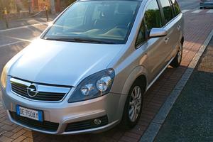 OPEL Zafira 1.6 16V Twinport Club