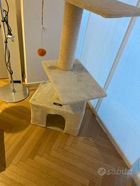 Albero gatto tiragraffi