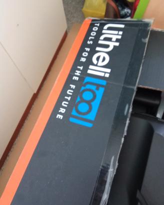 tagliaerba con batteria ricaricabile 