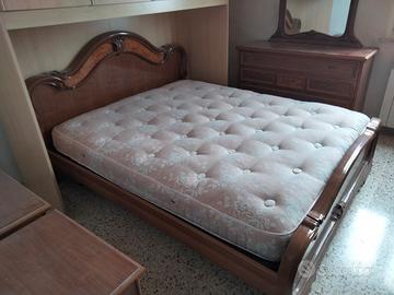 letto matrimoniale con rete a doghe