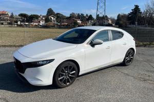 Mazda 3 5p 2.0 m-hybrid Executive 122cv