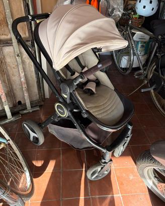Trio Chicco: passeggino culla e ovetto