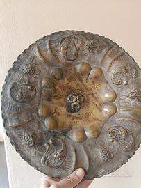 vassoio antico bronzeo
