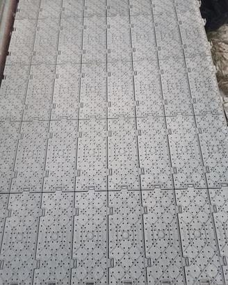 PIASTRELLE IN PLASTICA AD INCASTRO  25X10X2