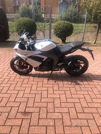 Triumph Daytona 660 - 2024