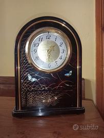 Elegante orologio  giapponese vintage – Q