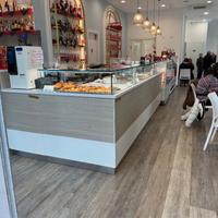 Avviata attività di bar-pasticceria con tav