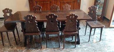 Tavolo in palissandro massello con 8 sedie – Epoca