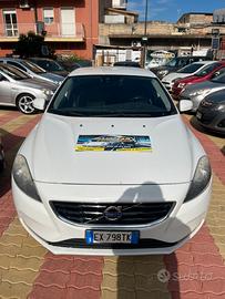 Volvo v40 impeccabile