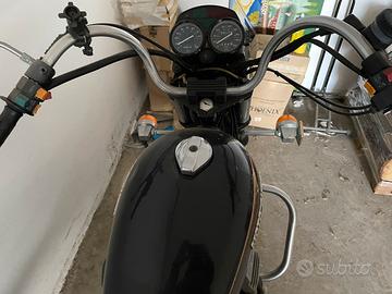 Moto Guzzi V35 storica
